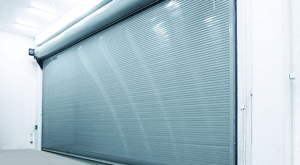 Rolling aluminum door for retail security